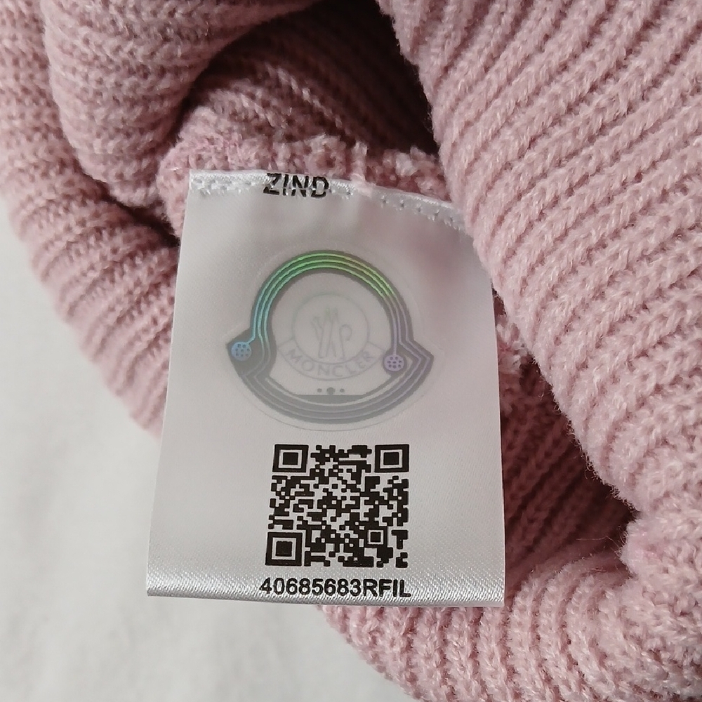 Moncler Light Pink Ribbed Beanie - Picture 4 of 4